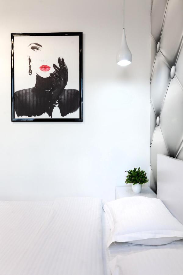 Leogrand Vip On Pidhirna 3 * Lviv
